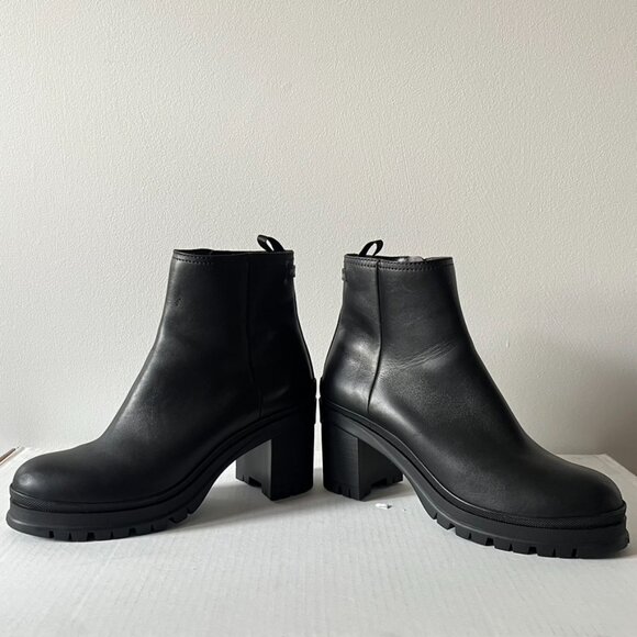 Prada Leather Lug Sole Chelsea Boots Size 9.5 - Picture 7 of 17